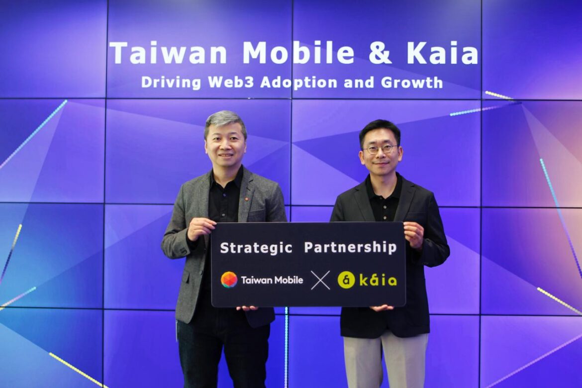 Kaia-and-Taiwan-Mobile.jpg